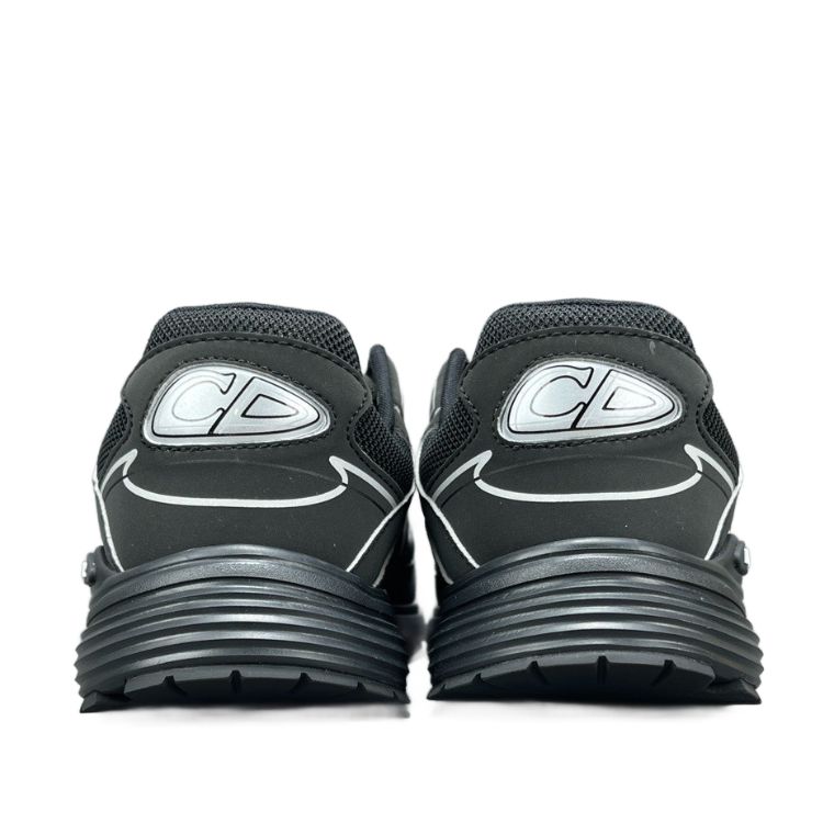 B30 'Triple Black' - Image 3