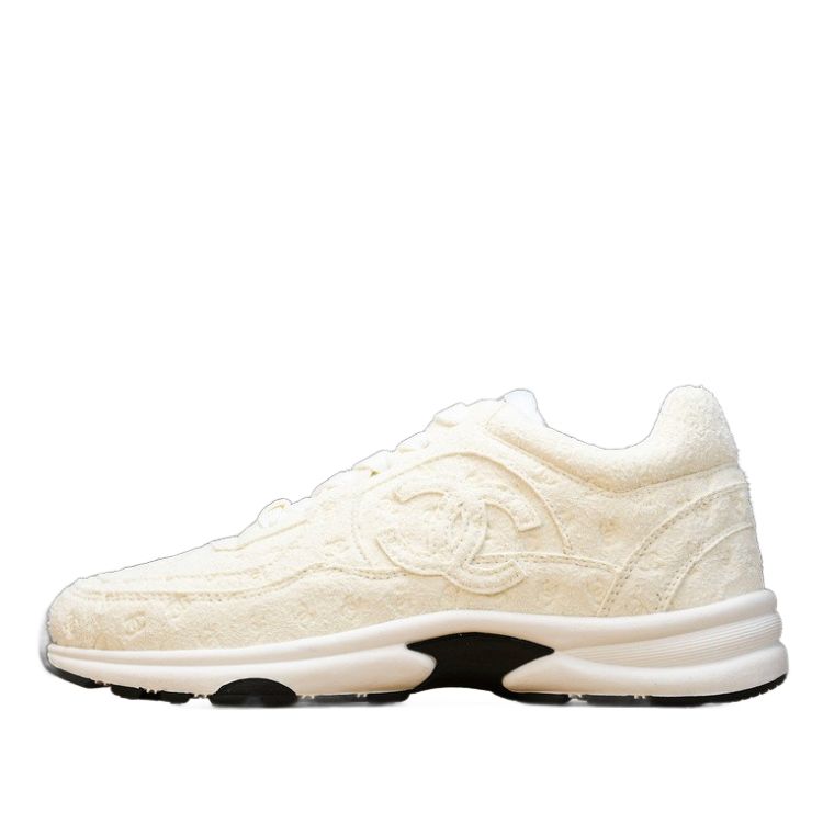 Low-Top Sneaker 'All White Suede'