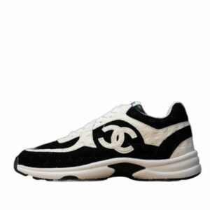 Low-Top Sneaker ‘Black & White Suede’