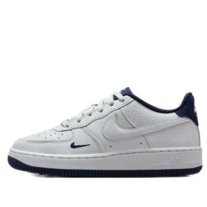 Air Force 1 LV8 ‘Photon Dust Obsidian’